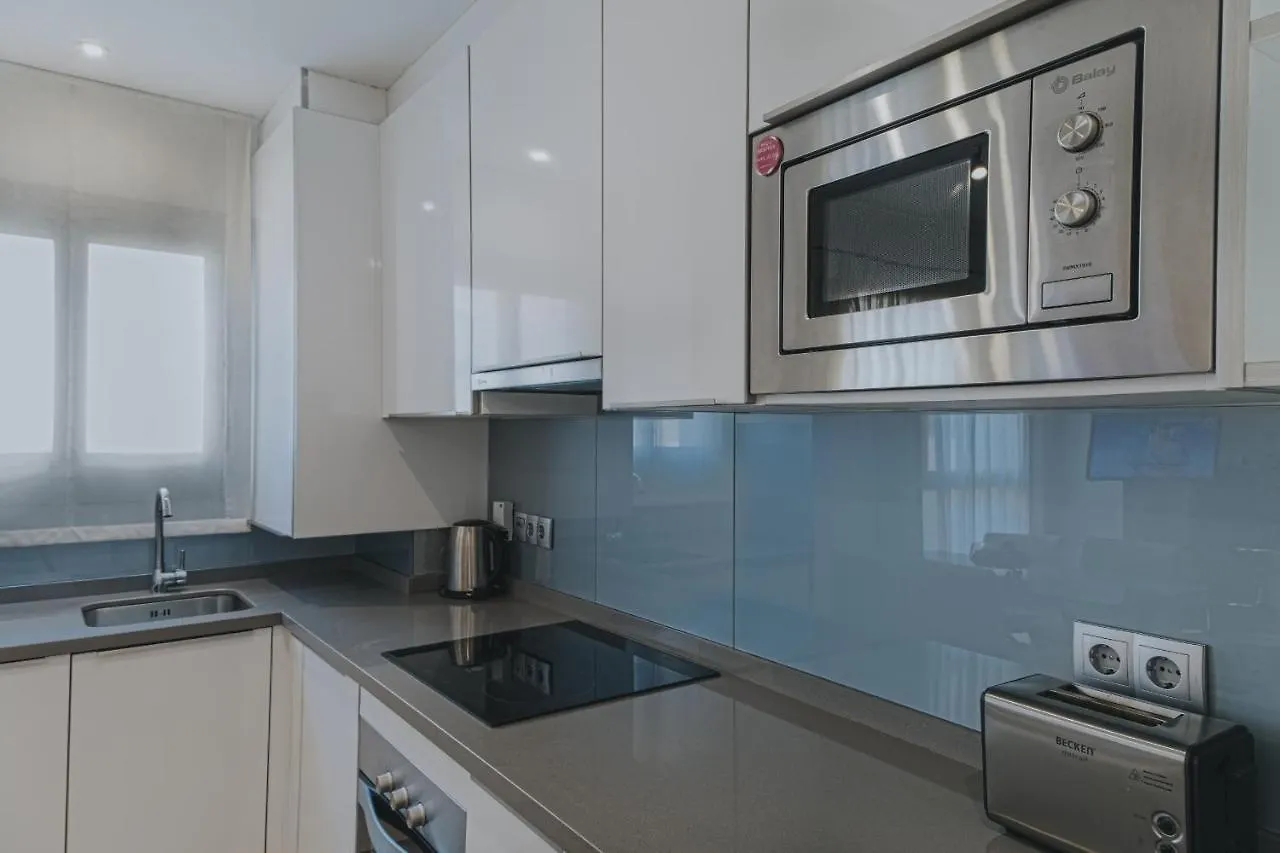 Caleta Homes - Apartamentos Pompidou Malaga Hiszpania