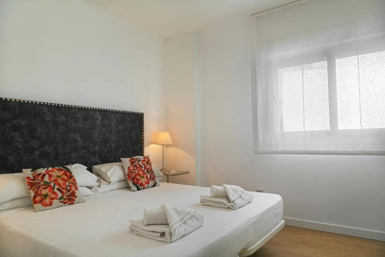 Caleta Homes - Apartamentos Pompidou Malaga Apartament