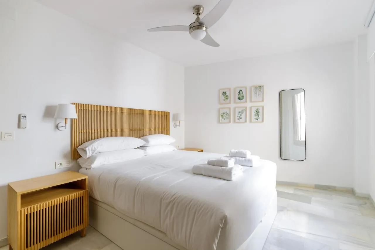 Caleta Homes - Apartamentos Pompidou 马拉加 0*,  西班牙